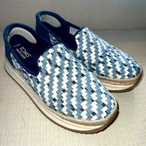 Tom’s Jocely Espadrille Sneaker (Women) Size 6.5M